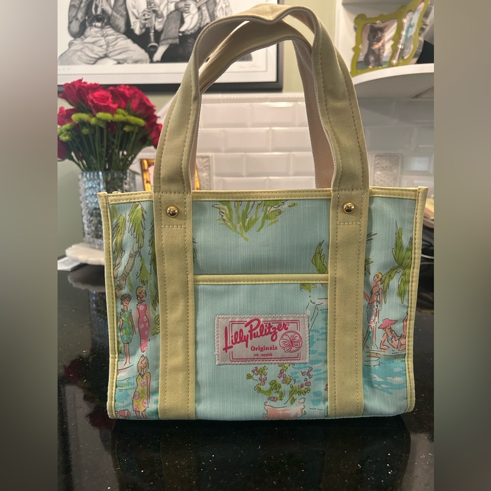 Lilly Pulitzer Originals “In The Slim”Canvas Tote Bag Small Med Rare GUC
